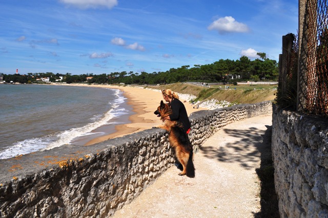 A half hour walk to the sea.